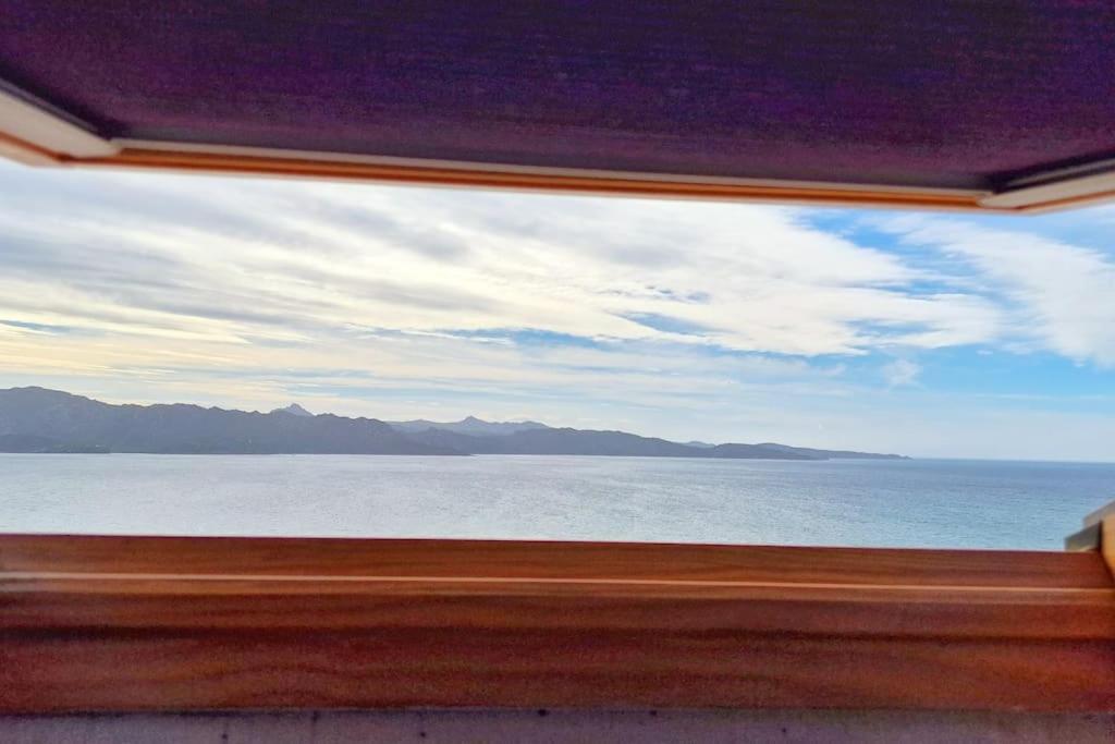 Appartement Sur La Baie De Saint Florent باتريمونيو المظهر الخارجي الصورة